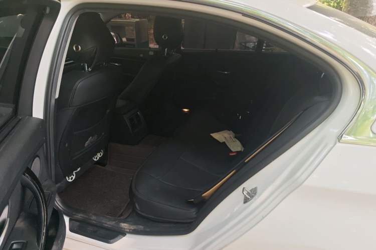 Used BMW 3 Series 2017 320Li Fashion Model Left Rear Seat