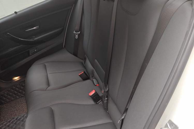 Used BMW 3 Series 2017 320Li Fashion Model
