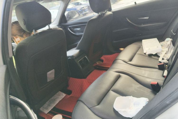 Used BMW 3 Series 2017 320Li Fashion Model Left Rear Seat