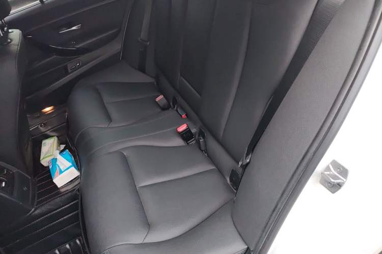 Used BMW 3 Series 2017 320Li Fashion Model Left Rear Seat