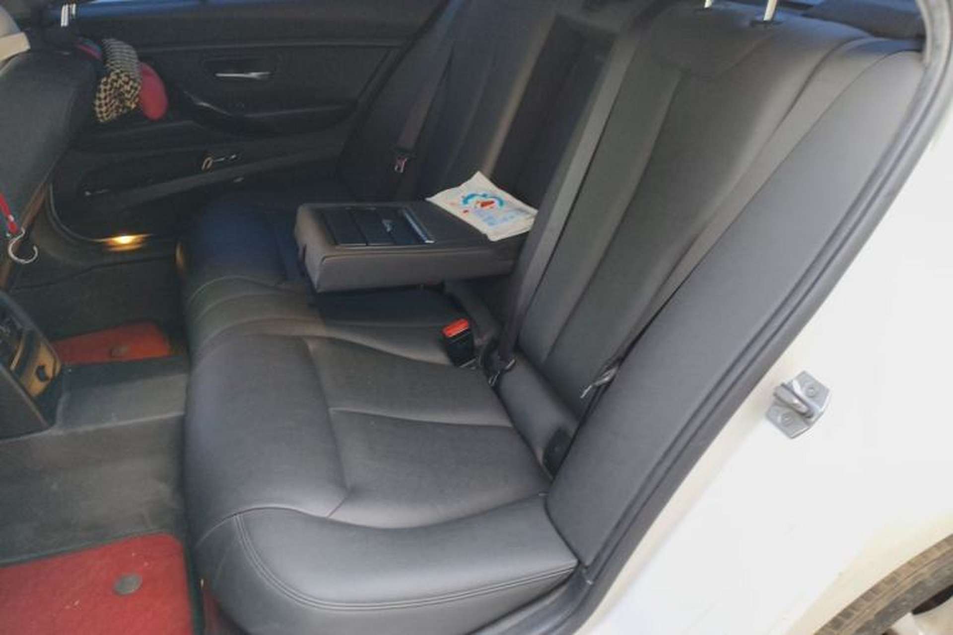 Used BMW 3 Series 2017 320Li Fashion Model Left Rear Seat