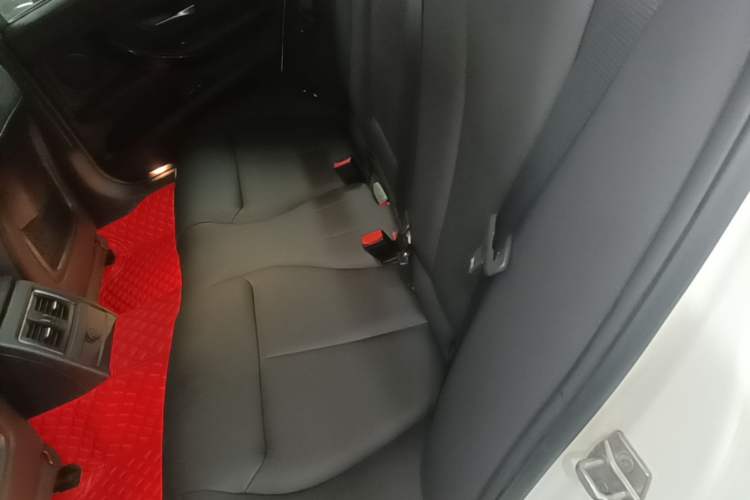 Used BMW 3 Series 2017 320Li M Sport Edition Left Rear Seat
