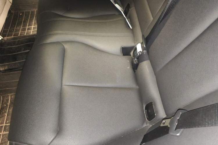 Used BMW 3 Series 2017 320Li Fashion Model Left Rear Seat