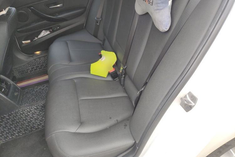 Used BMW 3 Series 2017 320Li Fashion Model Left Rear Seat