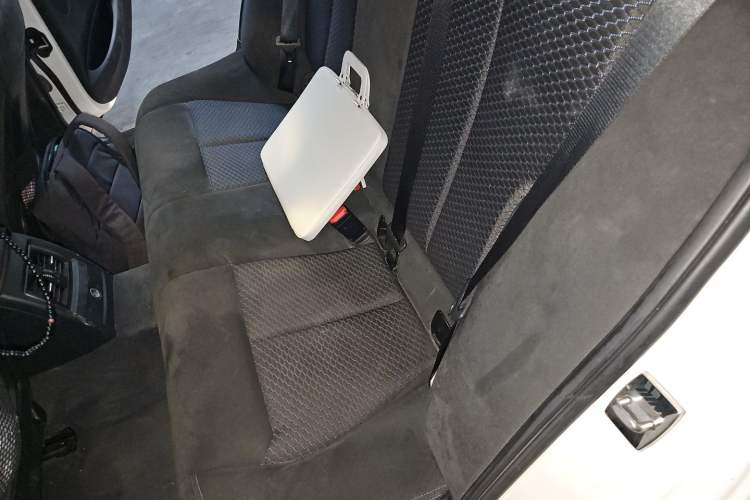 Used BMW 3 Series 2017 320i M Sport Left Rear Seat