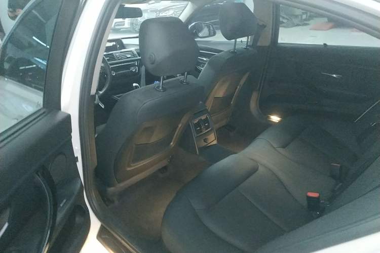 Used BMW 3 Series 2017 318Li Fashion Model Left Rear Seat