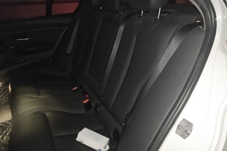 Used BMW 3 Series 2017 320Li Fashion Model Left Rear Seat