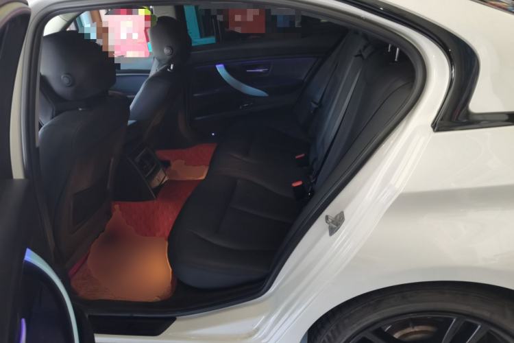 Used BMW 3 Series 2017 320Li Fashion Model Left Rear Seat