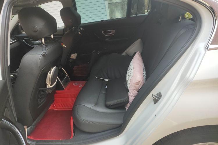 Used BMW 3 Series 2017 320Li Fashion Model Left Rear Seat