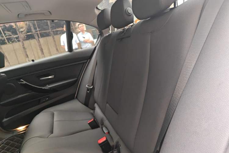 Used BMW 3 Series 2017 320Li M Sport Edition Left Rear Seat