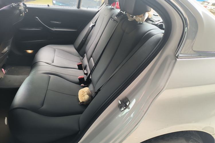 Used BMW 3 Series 2017 320Li Fashion Model Left Rear Seat