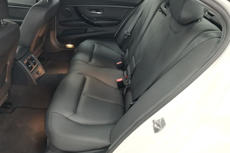 Used BMW 3 Series 2017 320Li M Sport Edition Left Rear Seat