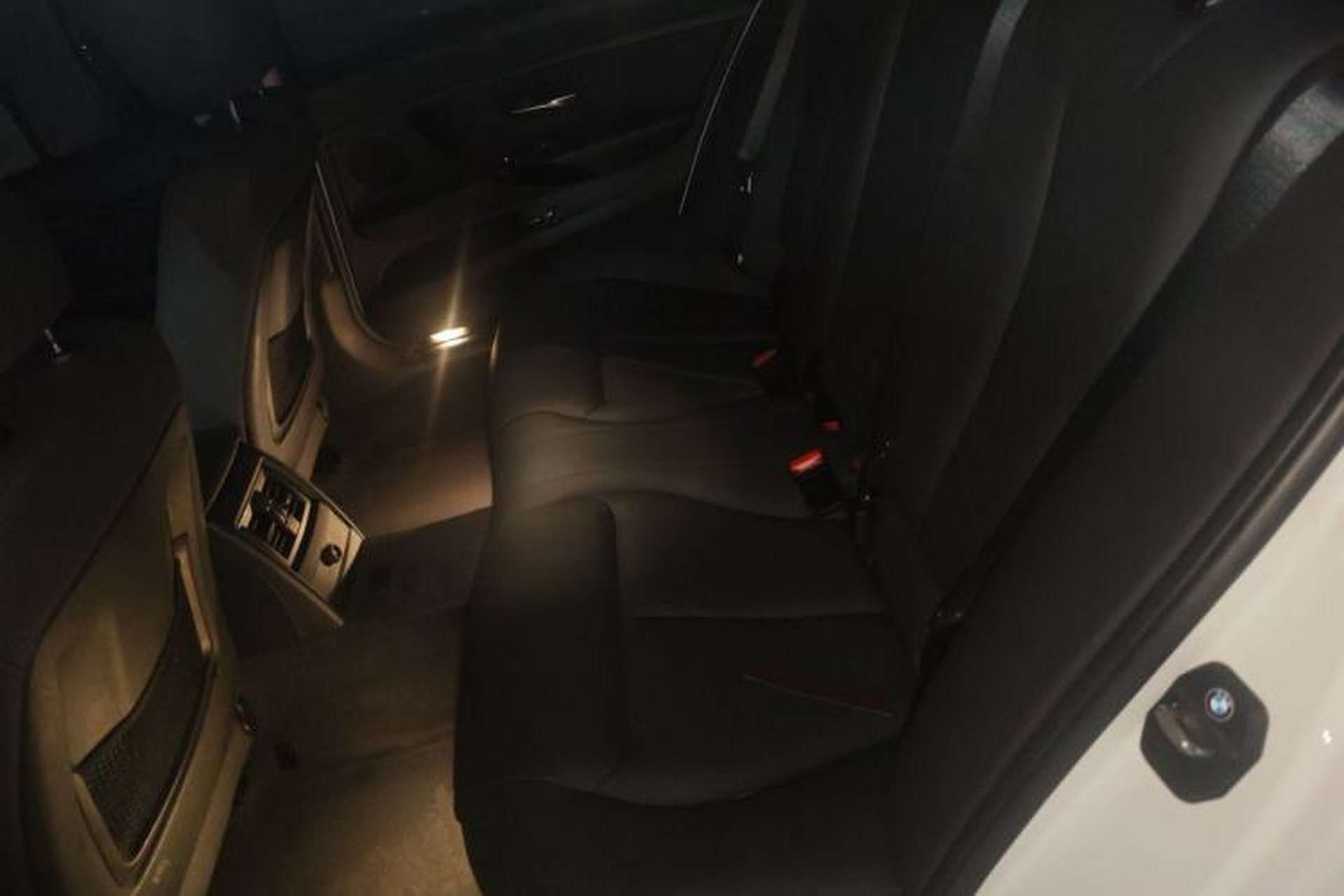 Used BMW 3 Series 2017 320Li Fashion Model Left Rear Seat