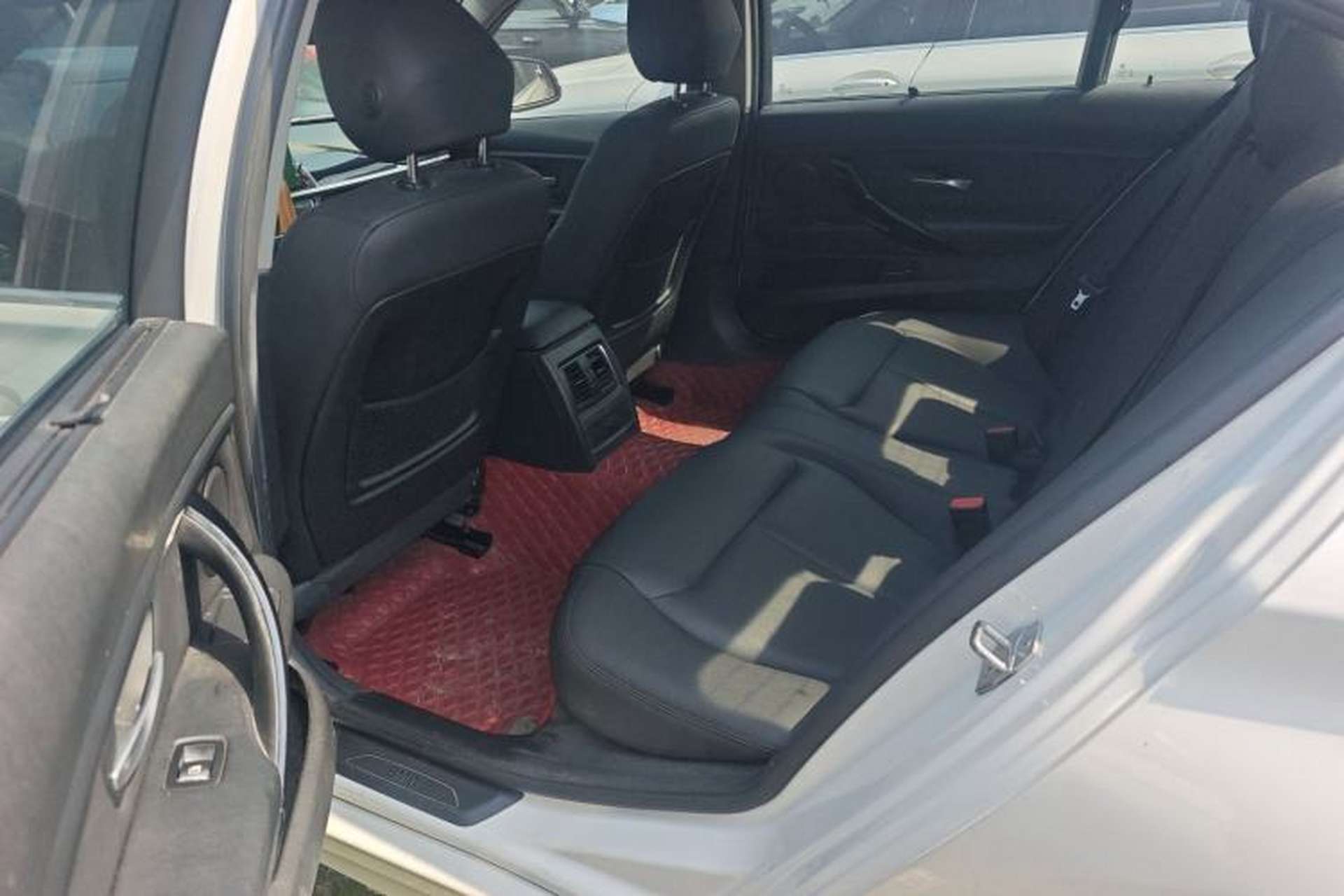 Used BMW 3 Series 2017 318Li Fashion Model Left Rear Seat