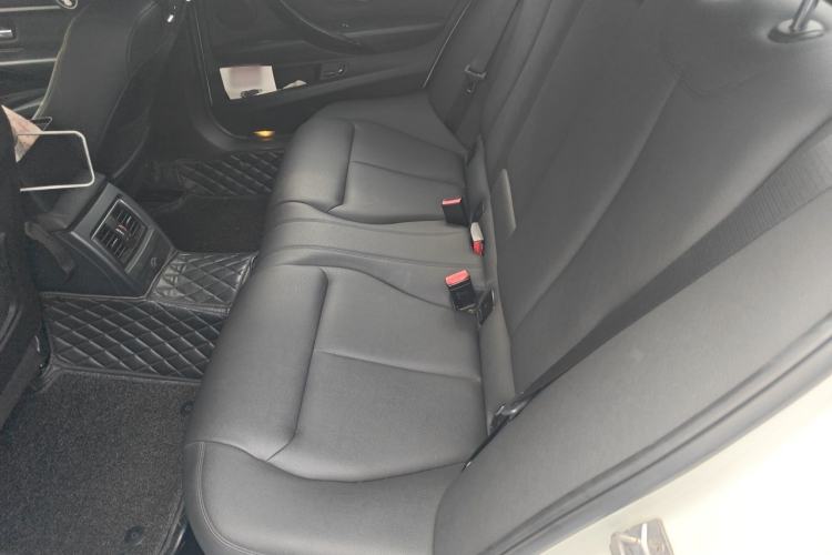 Used BMW 3 Series 2017 320Li Fashion Model Left Rear Seat