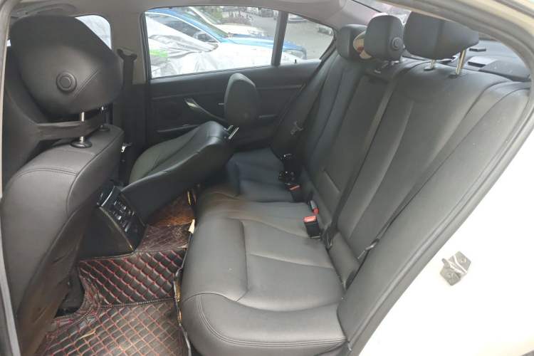 Used BMW 3 Series 2017 320Li Fashion Model Left Rear Seat