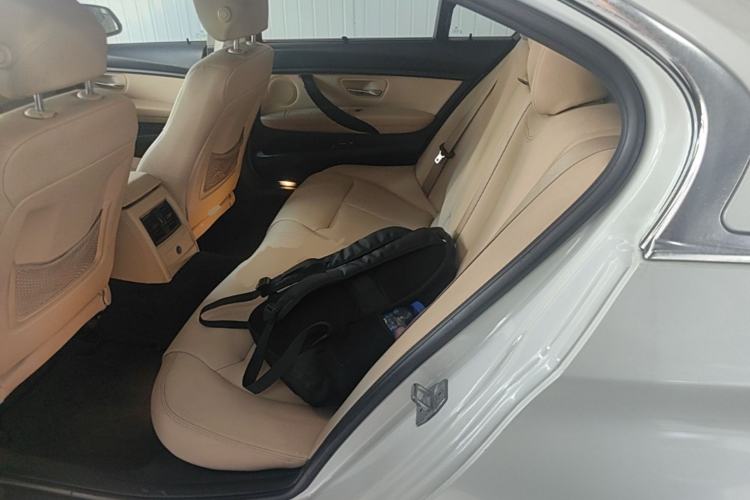 Used BMW 3 Series 2017 320Li Fashion Model Left Rear Seat