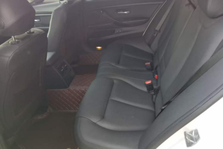 Used BMW 3 Series 2017 320Li Fashion Model Left Rear Seat