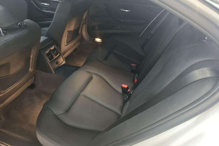 Used BMW 3 Series 2017 320Li Fashion Model Left Rear Seat