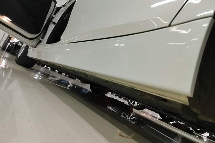 Used BMW 3 Series 2017 320Li Fashion Model Left Side Sill