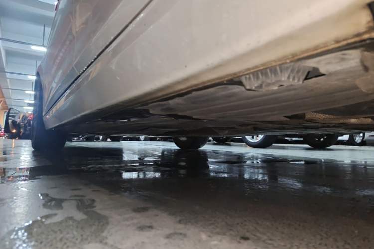 Used BMW 3 Series 2017 320Li Fashion Model Left Side Sill