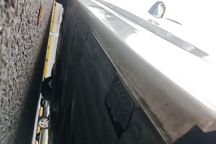 Used BMW 3 Series 2017 320Li Fashion Model Left Side Sill