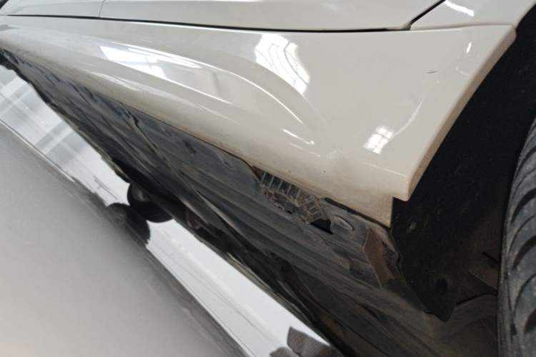 Used BMW 3 Series 2017 320Li M Sport Edition Left Side Sill