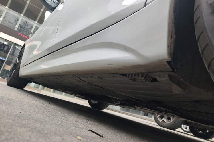 Used BMW 3 Series 2017 320Li M Sport Edition Left Side Sill