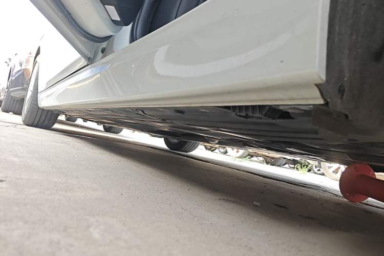 Used BMW 3 Series 2017 320Li Fashion Model Left Side Sill