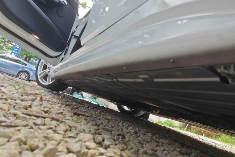 Used BMW 3 Series 2017 320Li M Sport Edition Left Side Sill