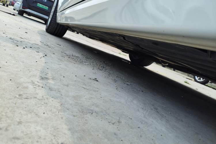 Used BMW 3 Series 2017 320Li Fashion Model Left Side Sill