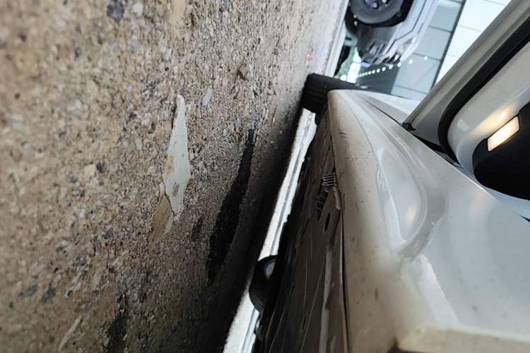 Used BMW 3 Series 2017 320i M Sport Left Side Sill