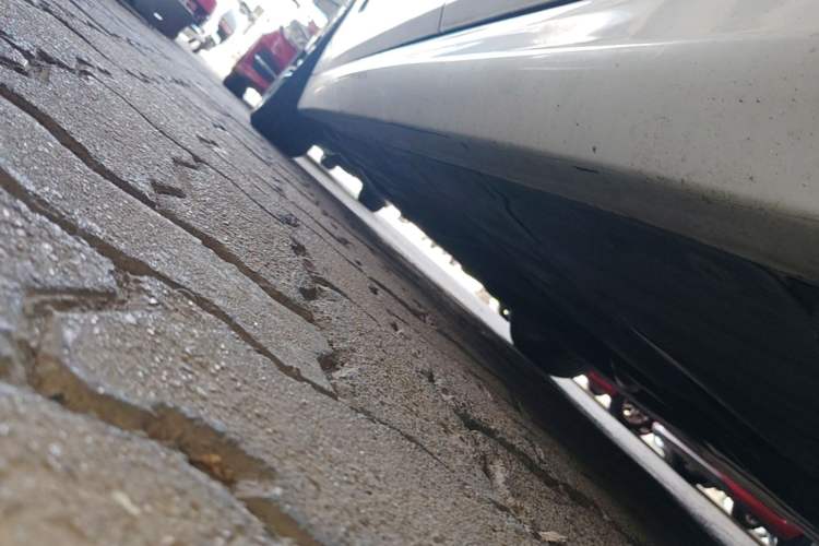 Used BMW 3 Series 2017 320Li Fashion Model Left Side Sill