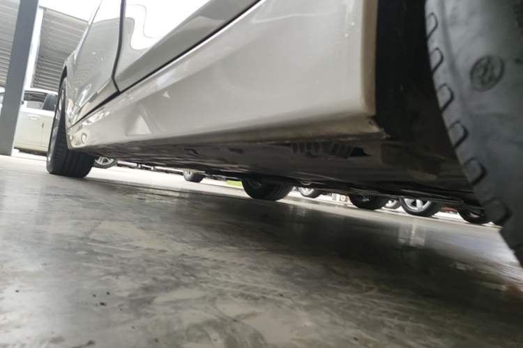Used BMW 3 Series 2017 318Li Fashion Model Left Side Sill