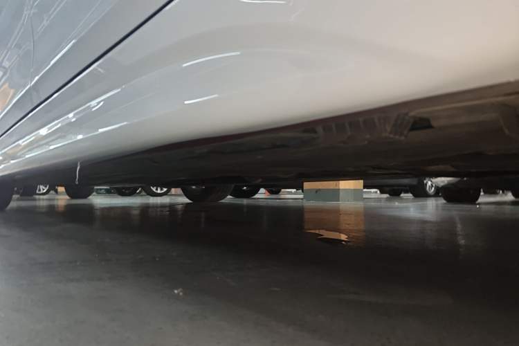 Used BMW 3 Series 2017 320Li M Sport Edition Left Side Sill