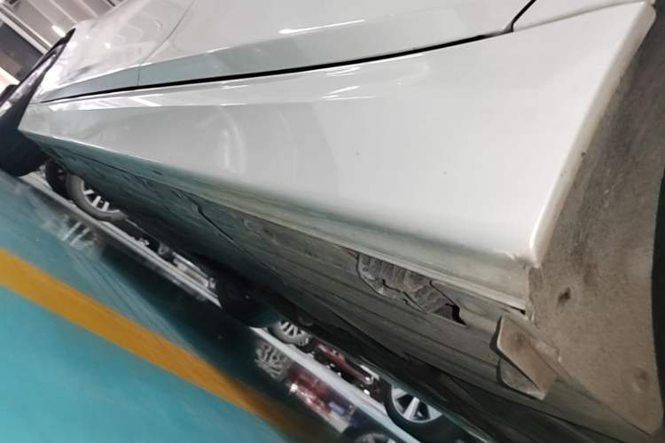 Used BMW 3 Series 2017 318Li Fashion Model Left Side Sill