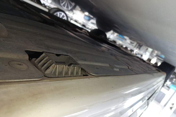 Used BMW 3 Series 2017 320Li M Sport Edition Left Side Sill