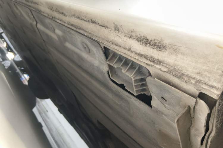 Used BMW 3 Series 2017 320Li Fashion Model Left Side Sill