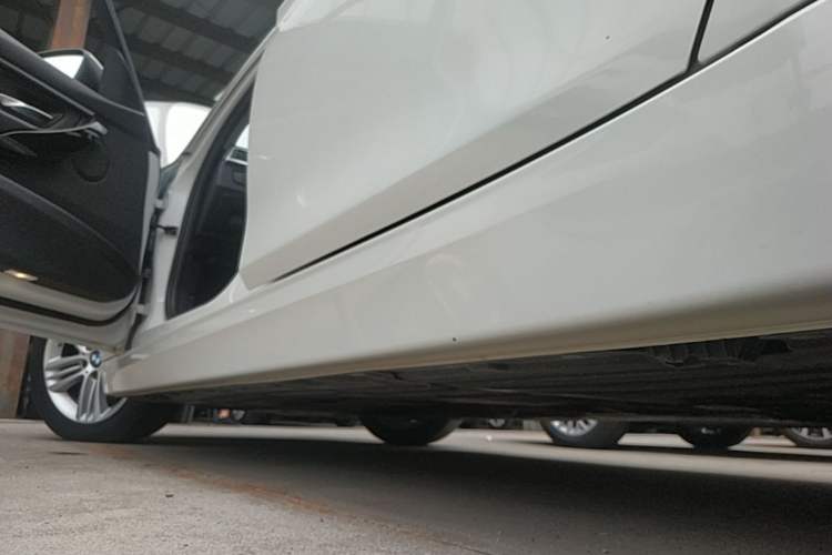 Used BMW 3 Series 2017 320Li Fashion Model Left Side Sill