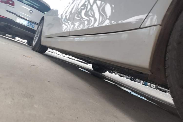 Used BMW 3 Series 2017 320Li Fashion Model Left Side Sill