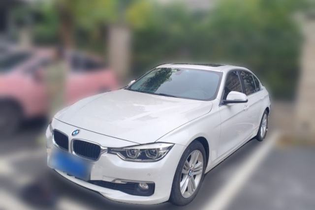 Ojetý BMW 3 Series 2017 320Li Fashion Model