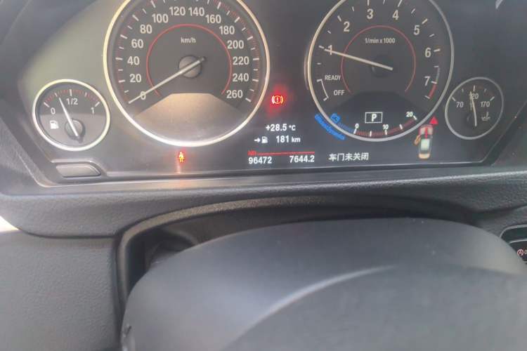 Used BMW 3 Series 2017 320Li M Sport Edition Odometer Close Up