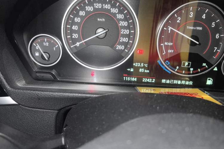 Used BMW 3 Series 2017 320Li M Sport Edition Odometer Close Up