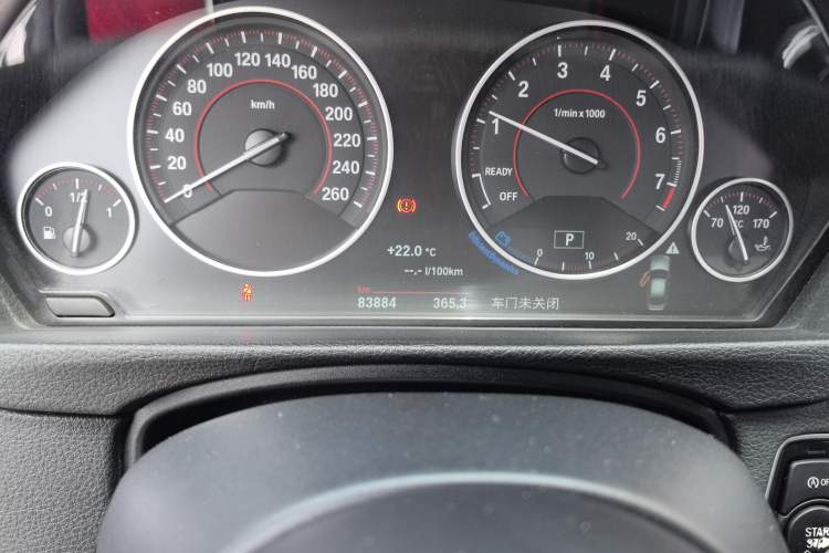 Used BMW 3 Series 2017 330Li M Sport Edition Odometer Close Up