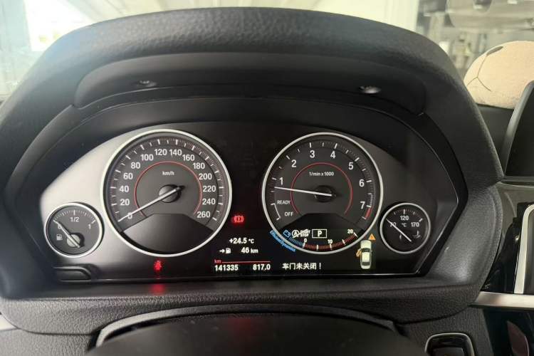 Used BMW 3 Series 2017 320Li M Sport Edition Odometer Close Up