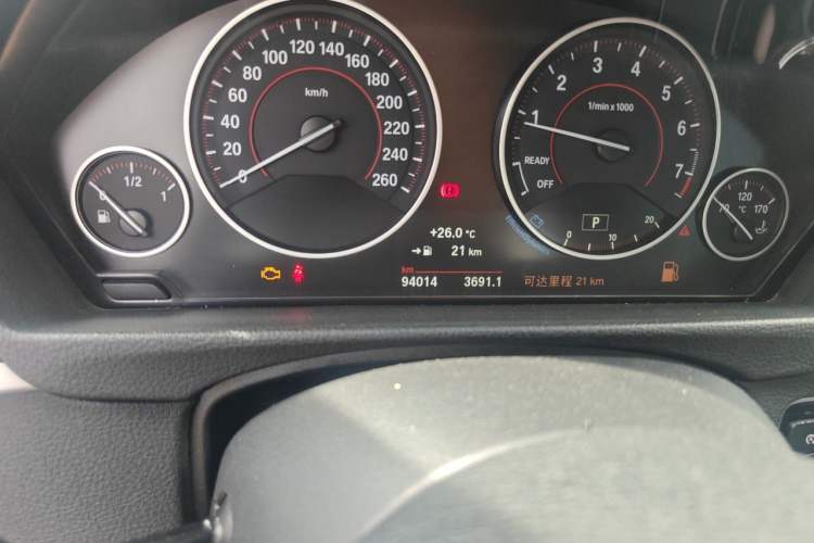 Used BMW 3 Series 2017 320Li M Sport Edition Odometer Close Up