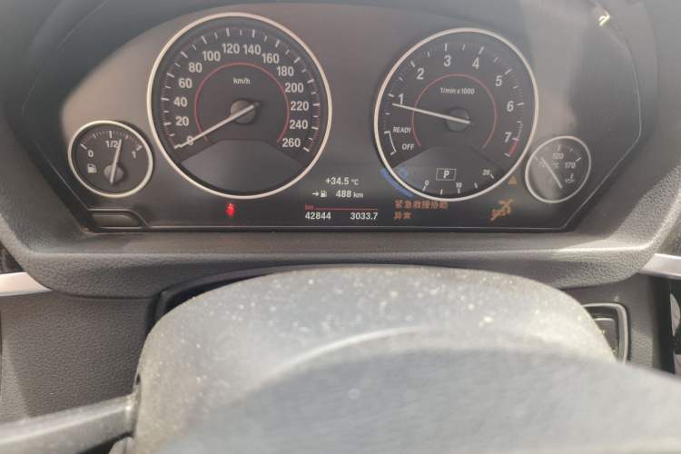Used BMW 3 Series 2017 320Li M Sport Edition Odometer Close Up