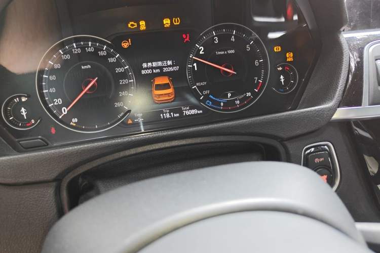 Used BMW 3 Series 2017 320Li M Sport Edition Odometer Close Up