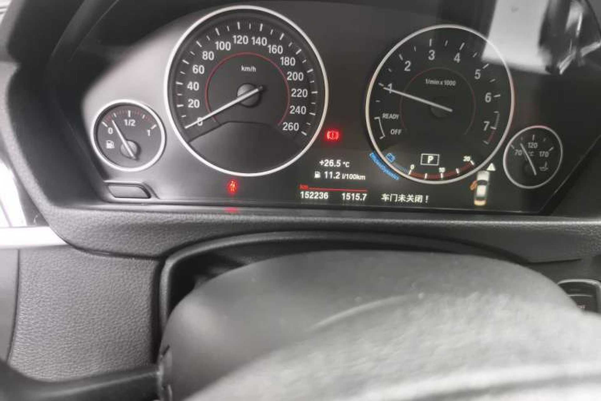 Used BMW 3 Series 2017 320Li M Sport Edition Odometer Close Up