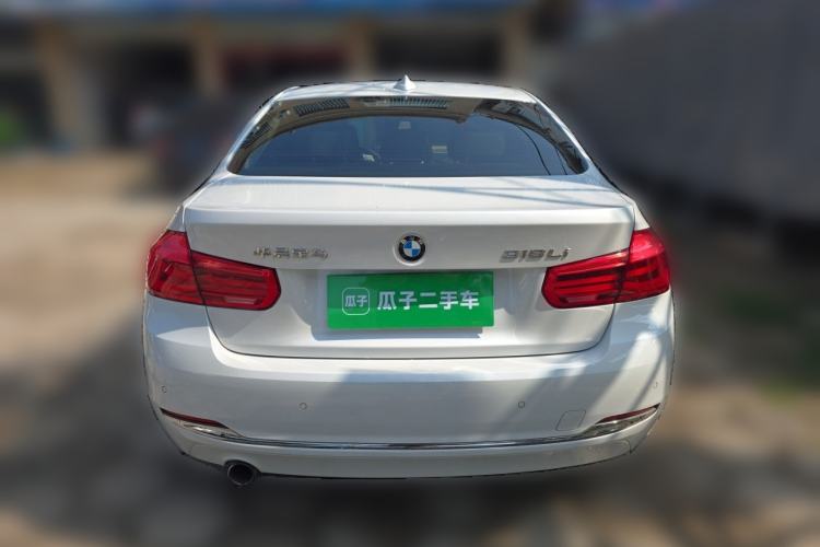 Used BMW 3 Series 2017 318Li Fashion Model Rear